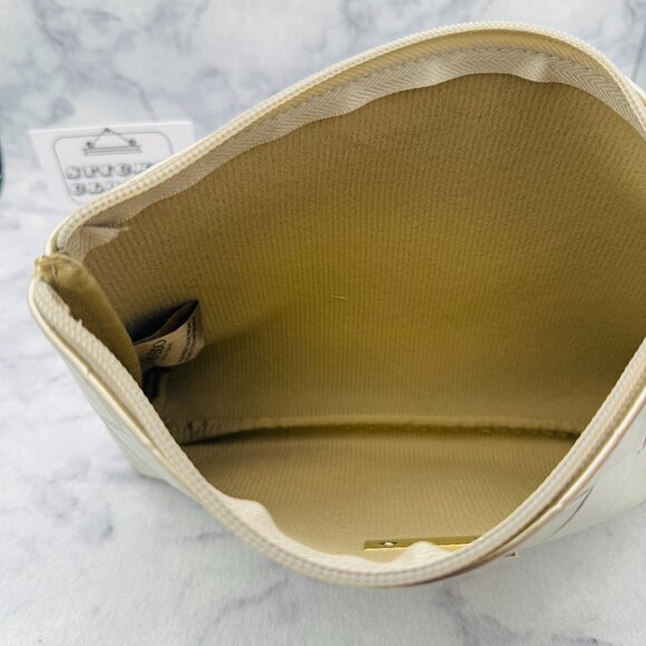 SHISEIDO Skincare Set-Gold Pouch,Concentrate,Cleasner Foam,Eye Cream&Mask7pc-NEW - Picture 12 of 16